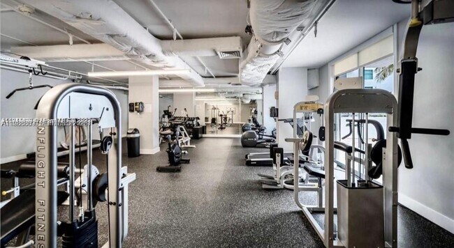 Building Photo - 140 S Dixie Hwy