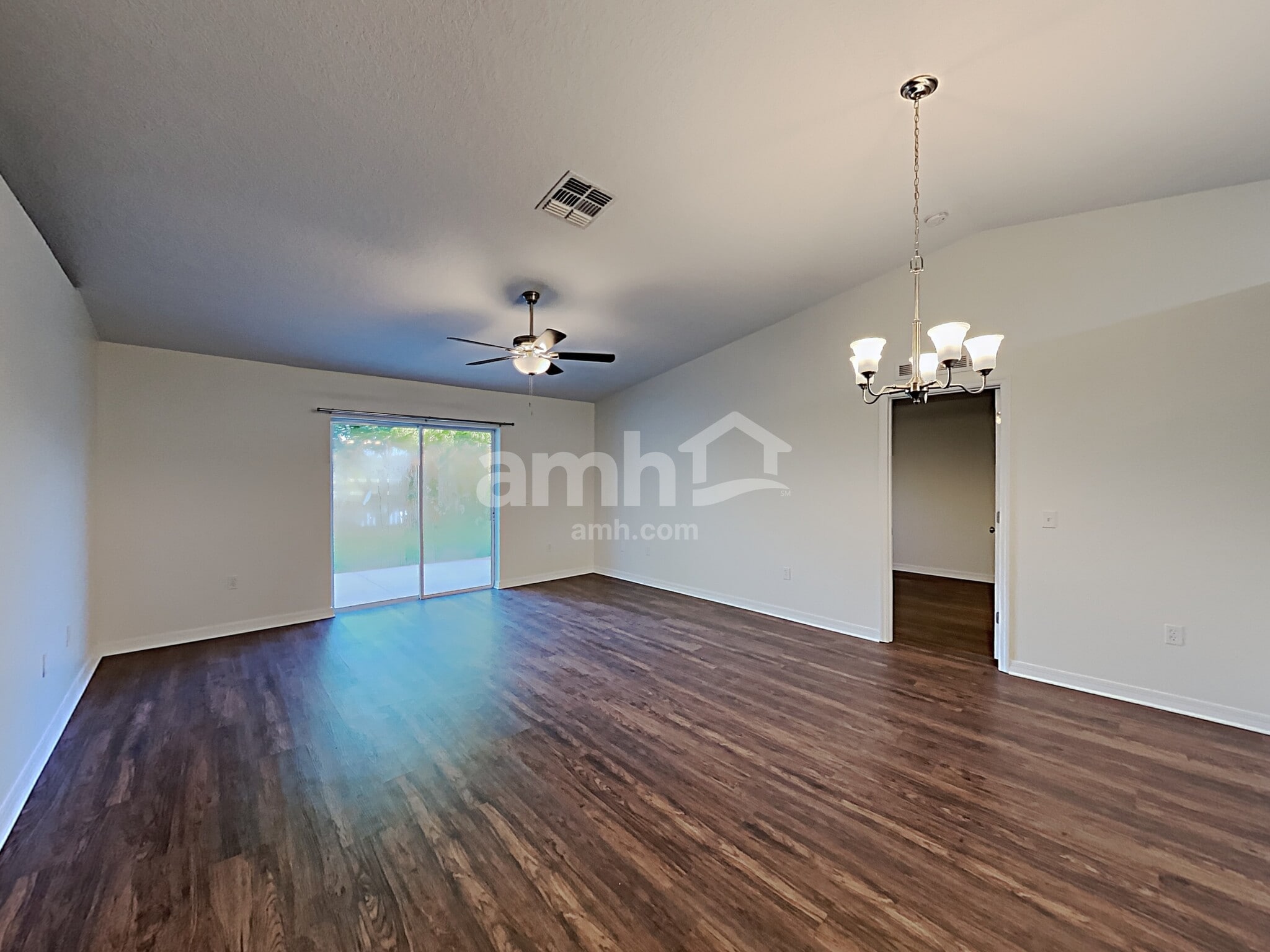 Building Photo - 520 Brown Bear Way