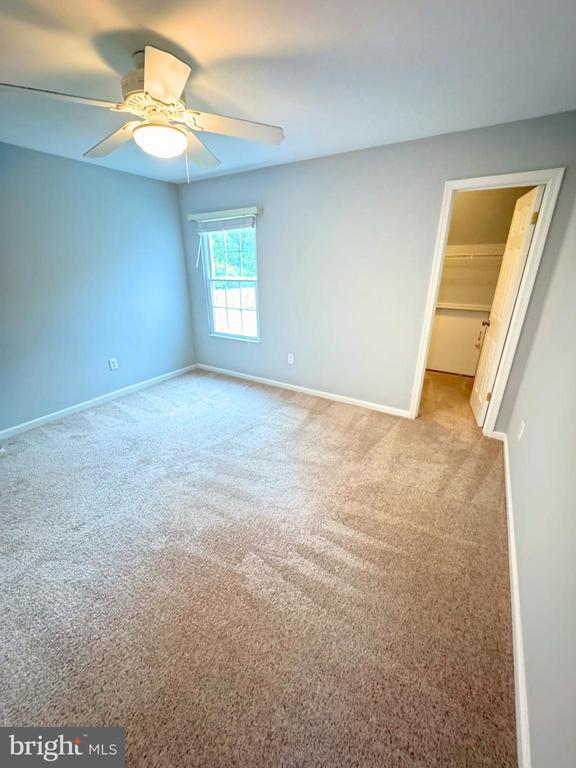 Building Photo - 3063 Schubert Dr