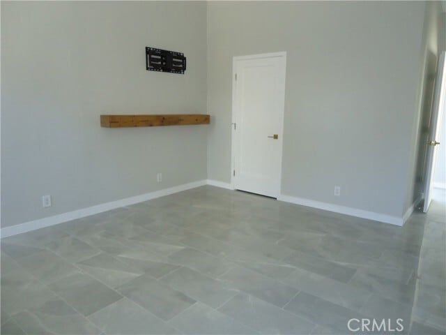 Building Photo - 1330 Susan Ave