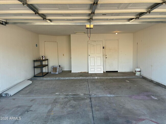 Building Photo - 8981 W Maryland Ave