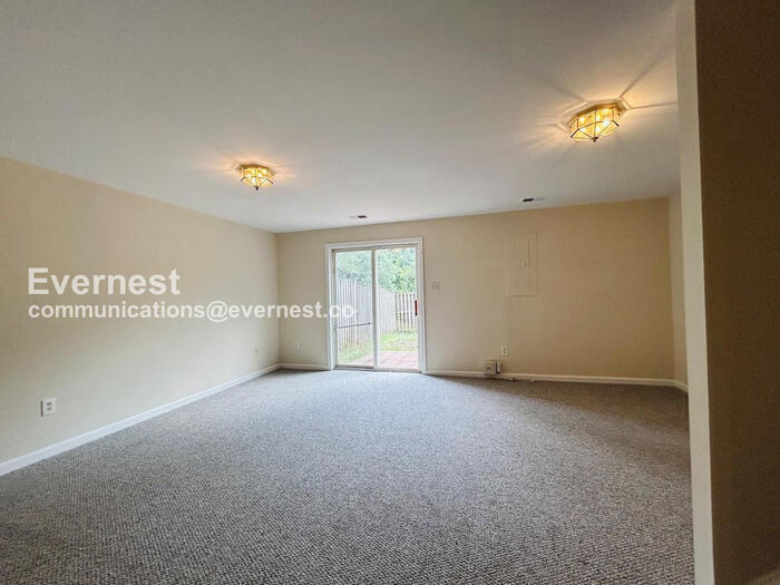 Building Photo - 20865 Sandstone Square