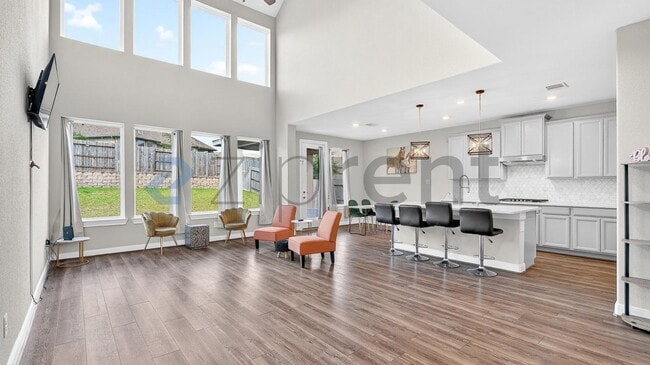 Building Photo - 17685 Martin Crk Ln