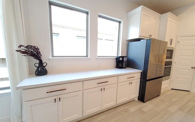 Building Photo - 27127 Cutleaf Daisy Ct