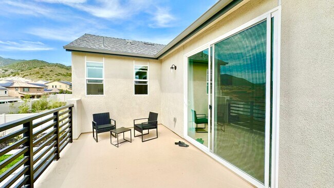 Building Photo - Beautifully Designed, and Upgraded, Newer ...