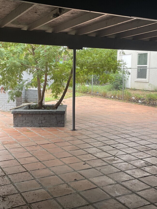 Building Photo - 3602 San Agustin Ave