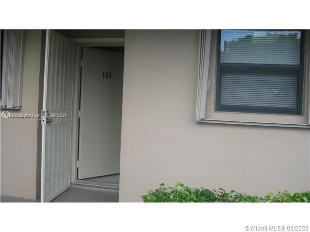 Building Photo - 10315 NW 9th St Cir