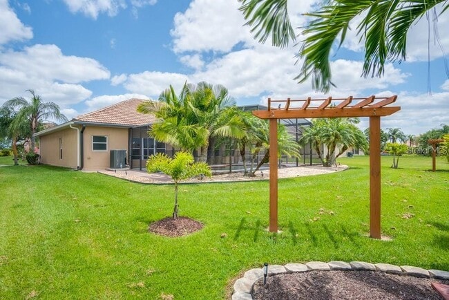 Building Photo - 3556 Forest Park Dr