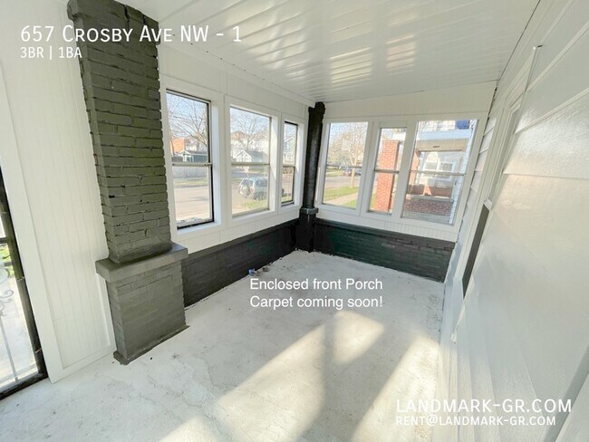 Building Photo - 657 Crosby St NW