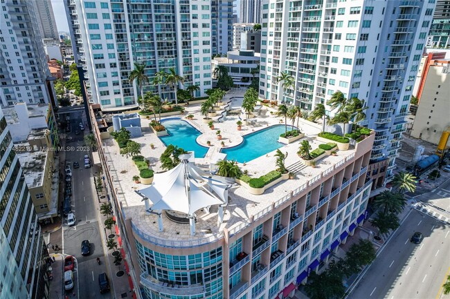 Building Photo - 244 Biscayne Blvd