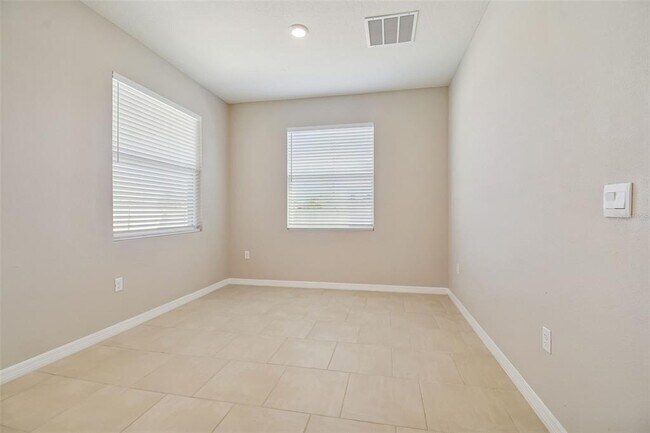 Building Photo - 12436 Shining Willow St