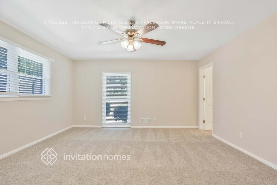Building Photo - 3887 Sable Dr
