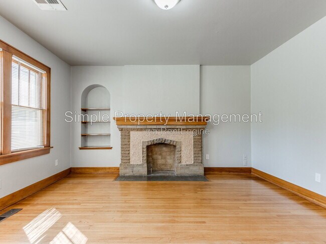 Building Photo - 2407 NW 12th St