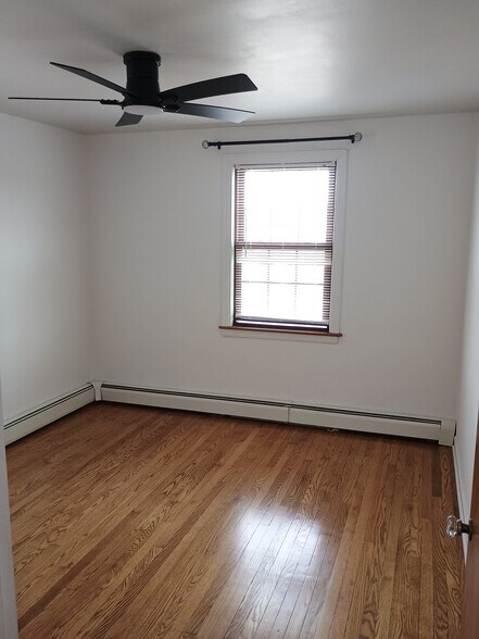 Building Photo - 2029 N 73rd Ct