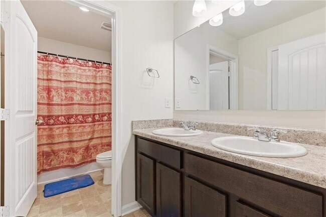 Building Photo - 296 Maple Brook Dr