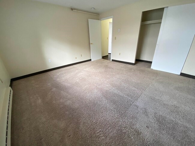 Building Photo - 29 Capron Rd