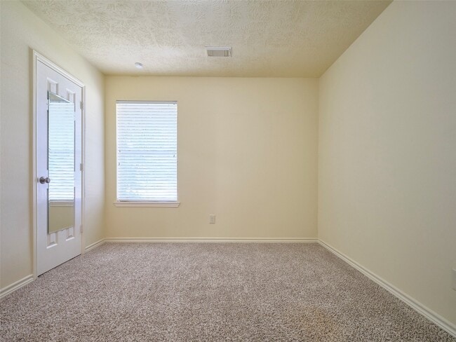 Building Photo - 7626 Painton Ln