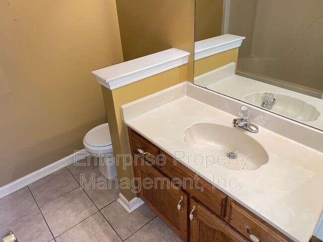Building Photo - 6496 Amberwood Cove