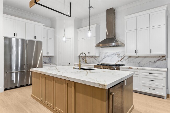 Building Photo - 5 Buttonbush Ct