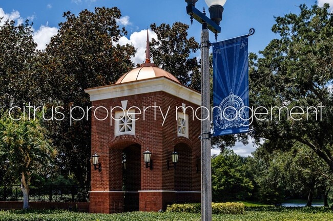 Building Photo - Spacious 4/3 in Independence Available Now!