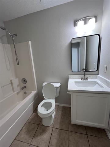 Building Photo - 1435 Foxwood Ln