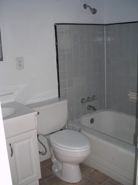 Primary Photo - 3471 Stauss Ave