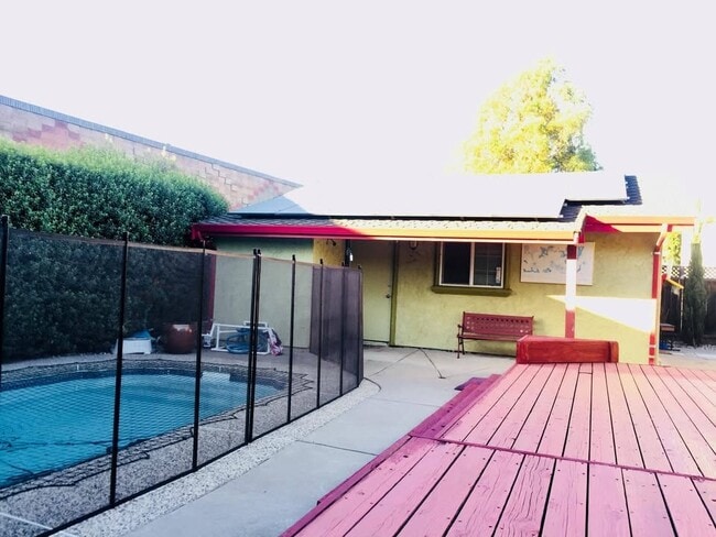 Primary Photo - 42939 Nido Ct