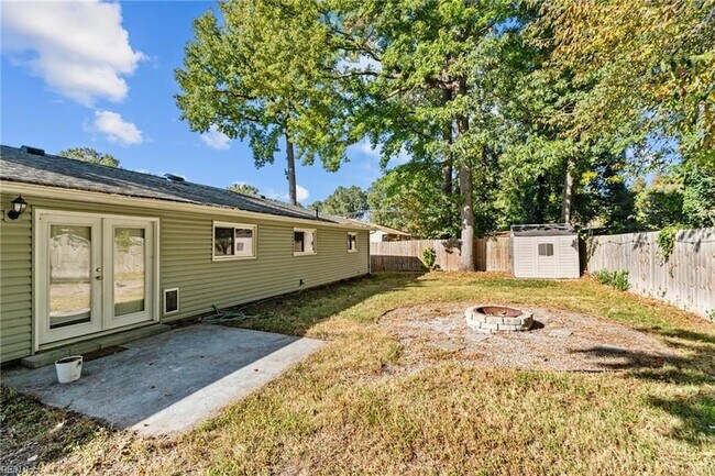 Building Photo - 408 Lineberry Rd