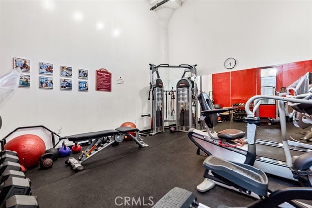 Building Photo - 420 San Pedro St