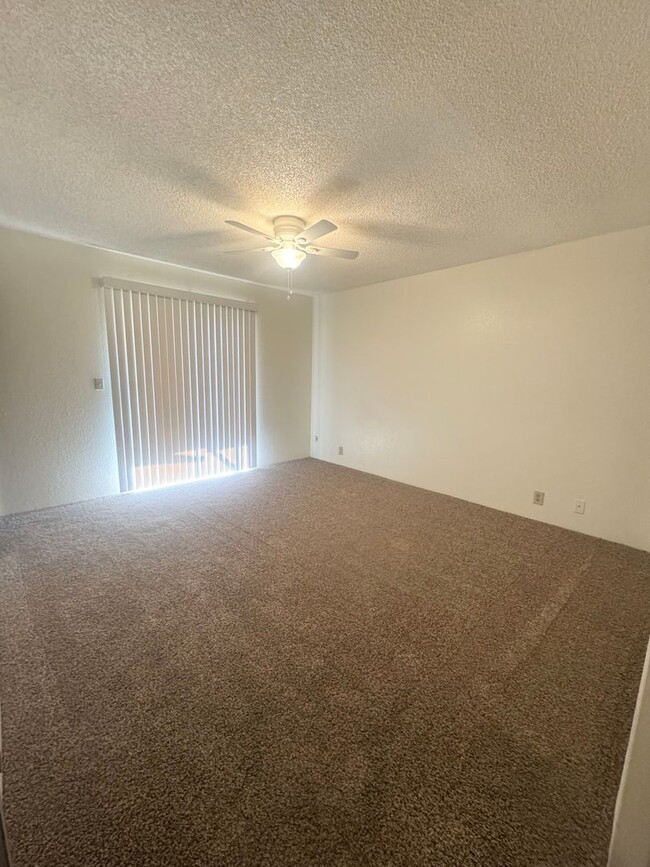 Building Photo - Spacious Home in S. Redding w/ New Upgrades?