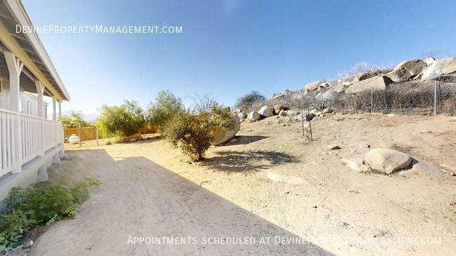 Building Photo - 15130 Chevy Ln