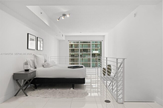 Building Photo - 60 SW 13th St