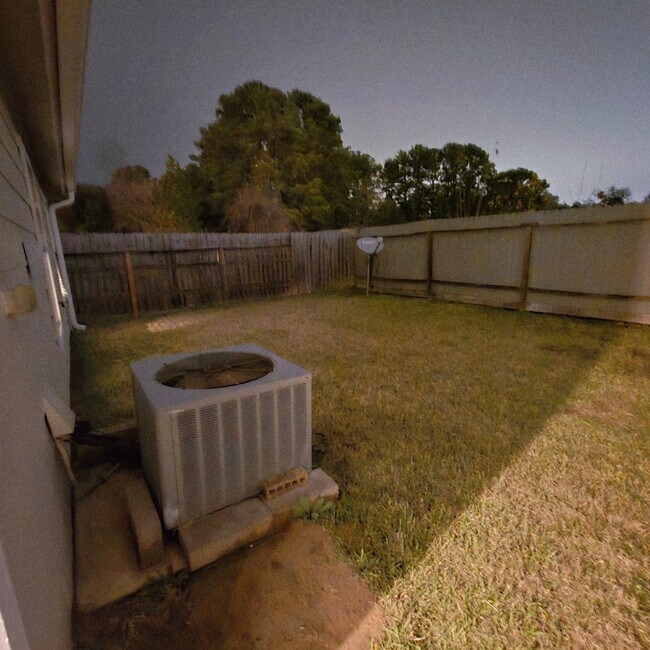 Building Photo - 22234 Orchard Dale Dr