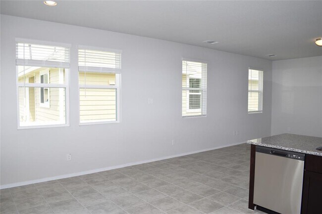 Building Photo - 117 Keltic Dr