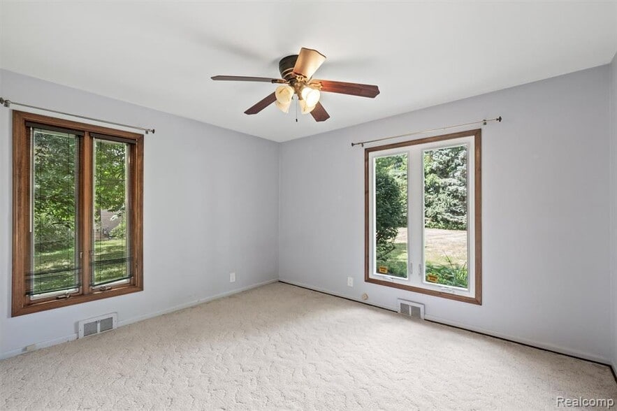 Building Photo - 3275 Chickering Ln