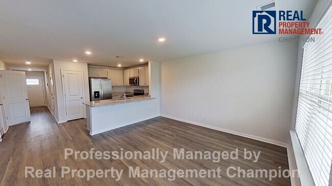 Building Photo - 3110 Lobelia Ln