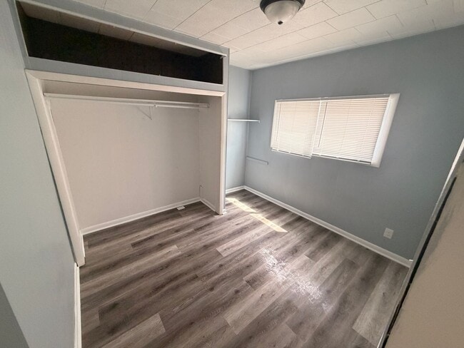 Building Photo - 13th Street Duplex