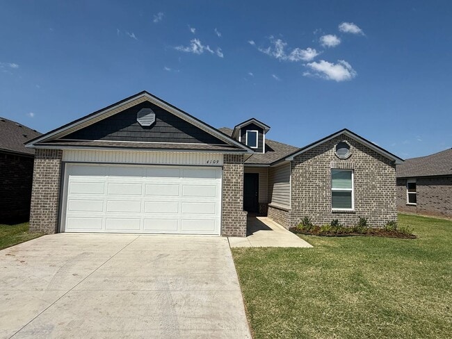 Building Photo - Brand New Spacious 3 Bedroom Home in Musta...
