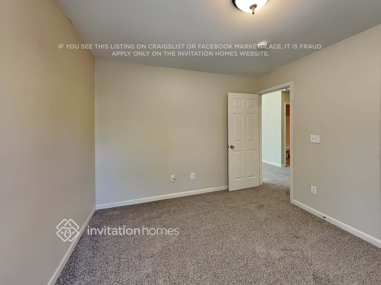 Building Photo - 2420 Freemont St