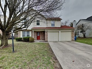 Building Photo - 4 bed 2.5 bath with fenced in backyard!