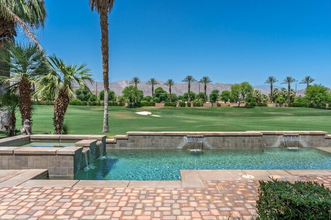 Building Photo - 51493 Marbella Ct