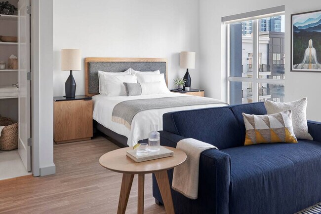 Building Photo - 516 Lea Ave