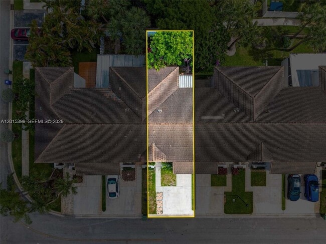 Building Photo - 16889 SW 1st Manor