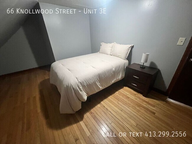 Primary Photo - 66 Knollwood St