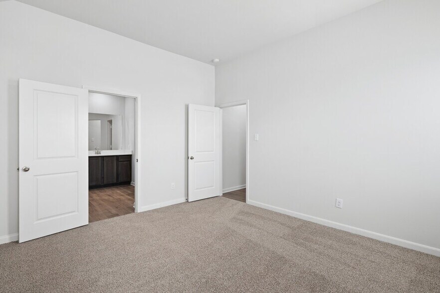 Building Photo - 1301 Tilton Dr