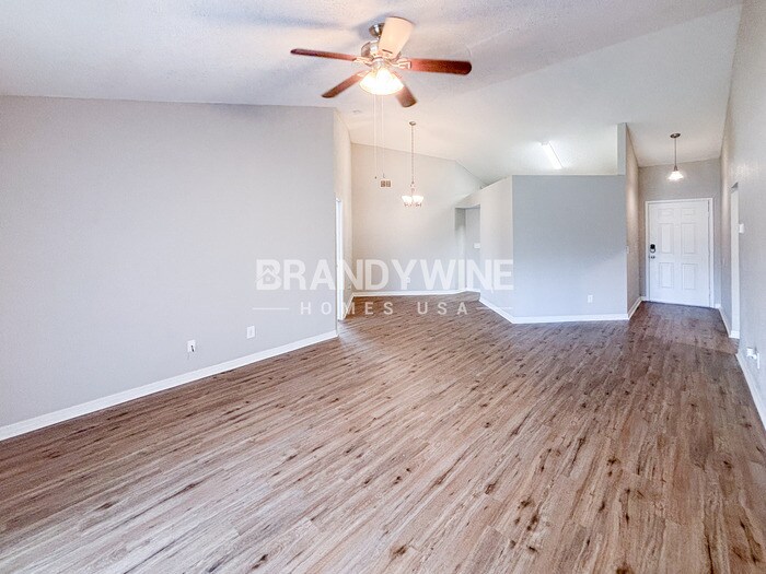 Building Photo - 1721 Brandon Trace Ave
