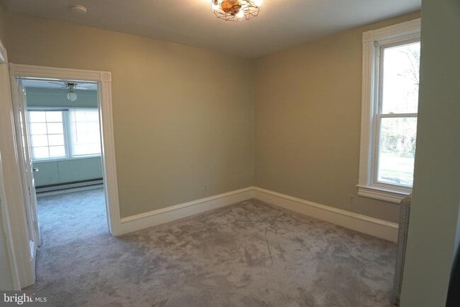 Building Photo - 1000 Edmondson Ave