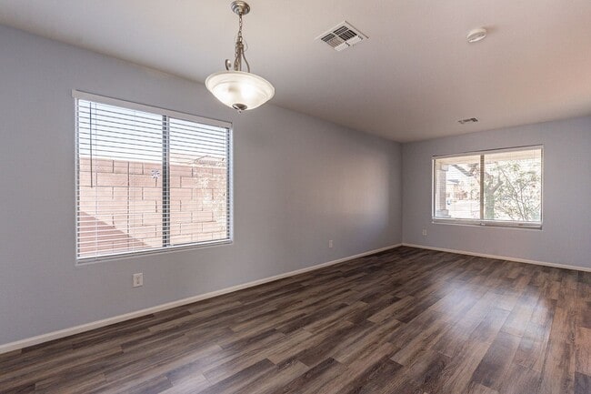 Building Photo - Move In Ready! Four Bedrooms - Close to TSMC