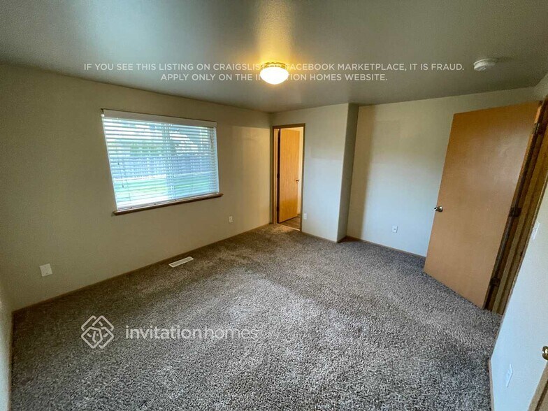 Building Photo - 11105 172nd St E