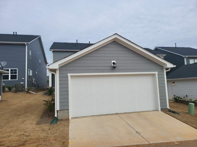 Building Photo - 761 Cormiche Ln